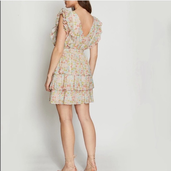 Love the Label Ines Ivory Floral Ruffle Tiered Boho Dress New with Tags Size L - Picture 2 of 10